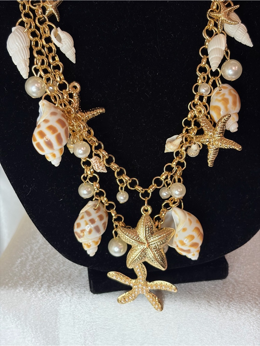 Gold Seashell & Starfish Charm Necklace - Beach-Inspired Women’s Jewelry